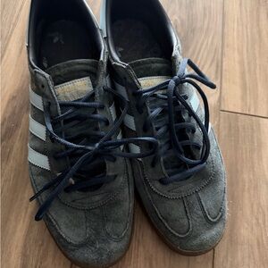 Adidas Men's Dark Gray Suede Sneakers